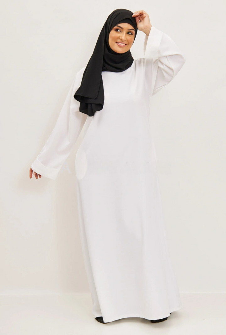 Abaya opgerolde mouwen