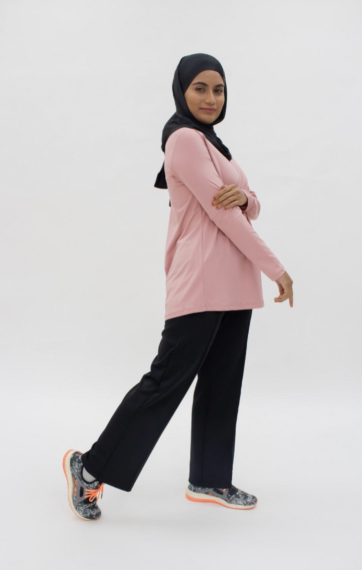 Luchtige Geplooide Sporttop - Modest Comfort in Zacht Roze