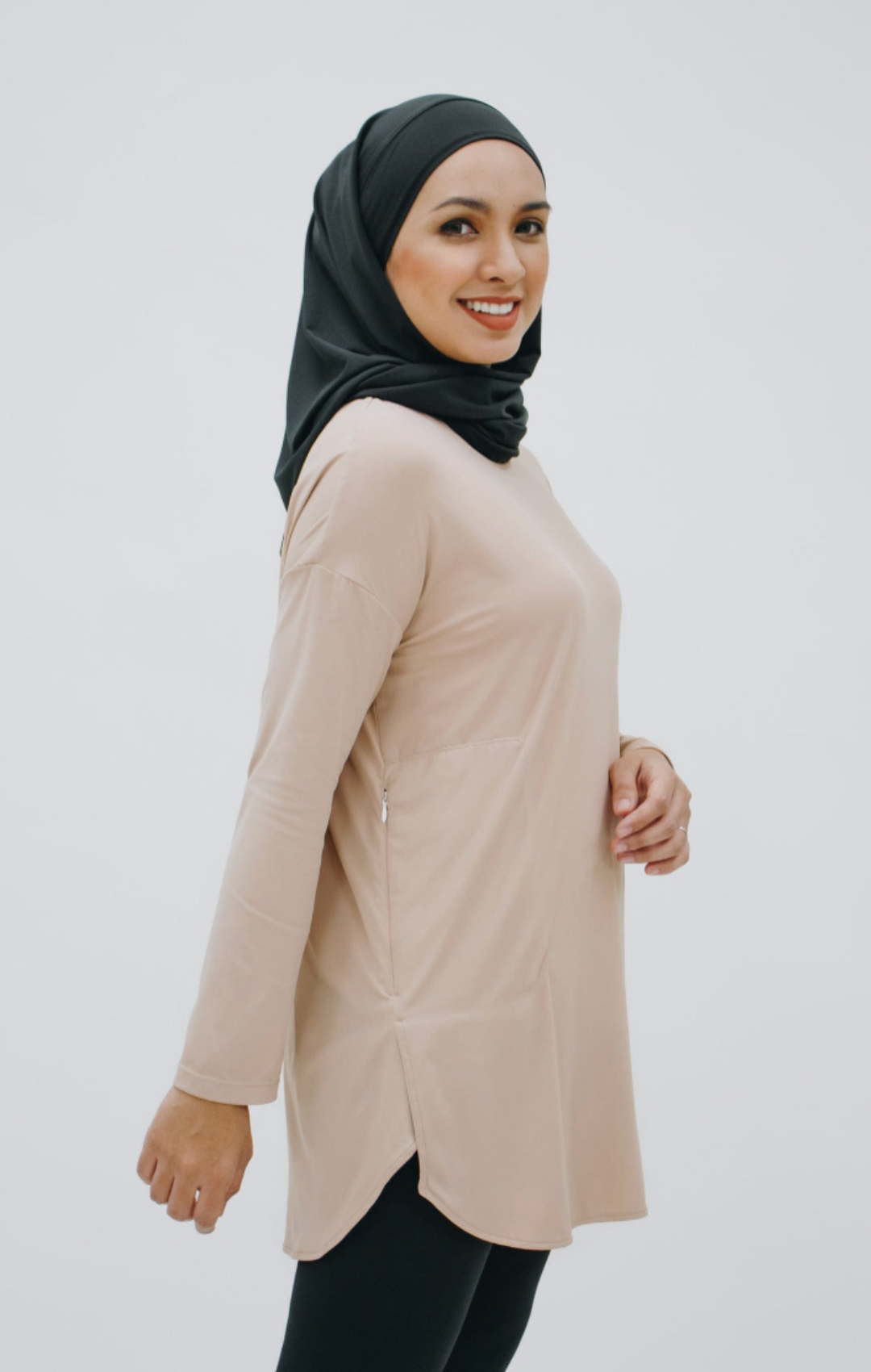 Zijdezachte Modest Sporttop - Luchtig Comfort in Latte