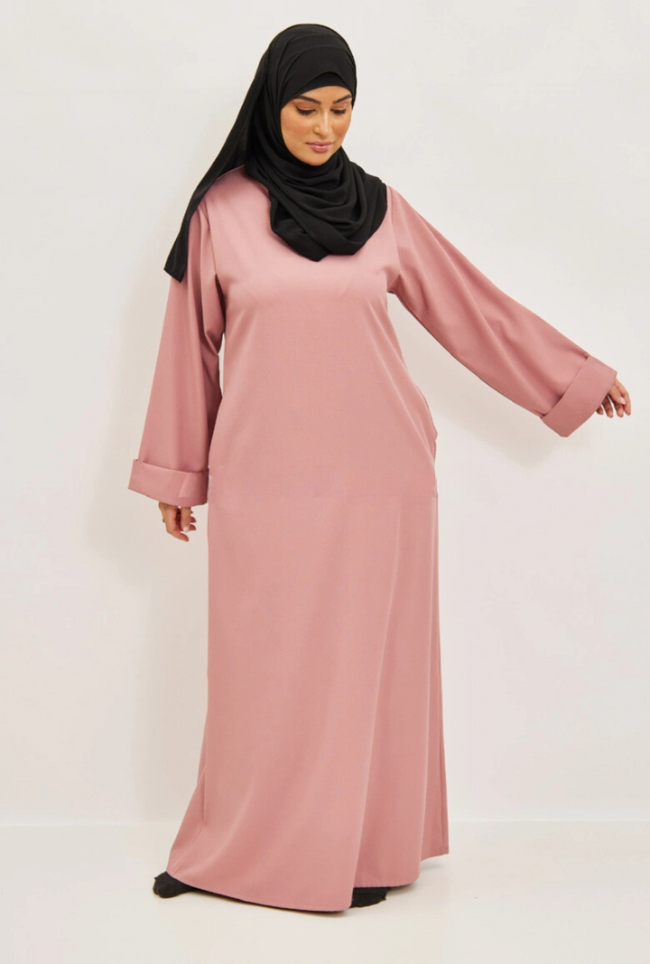 Abaya opgerolde mouwen