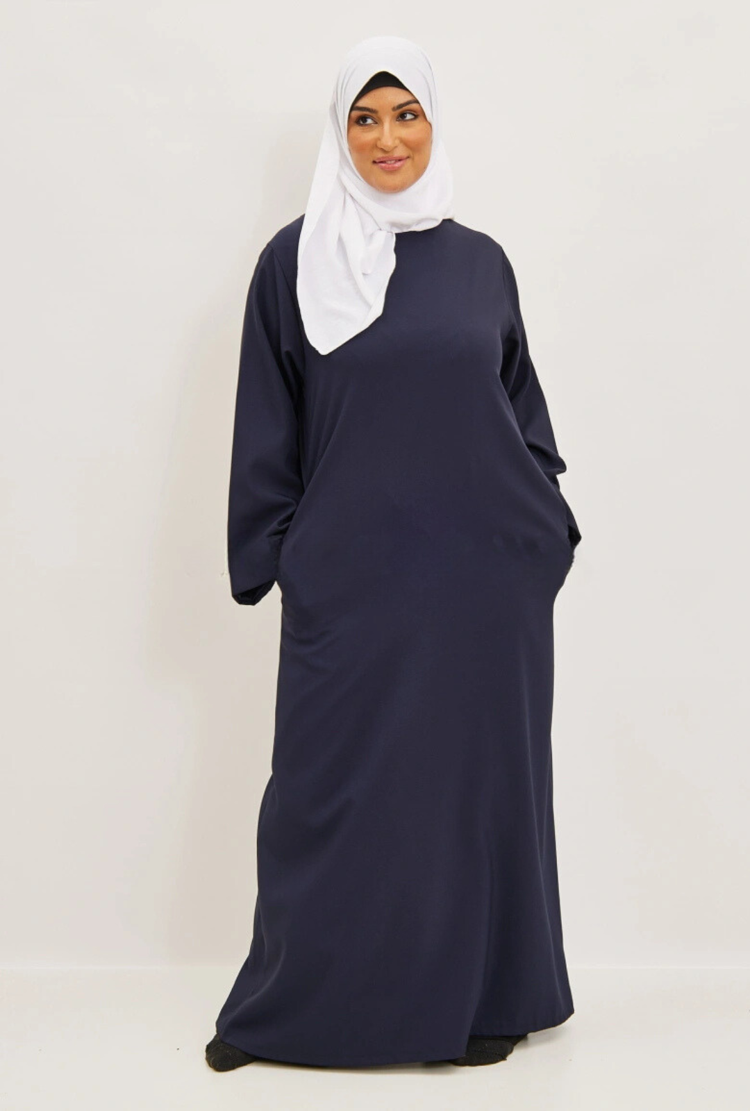 Abaya opgerolde mouwen