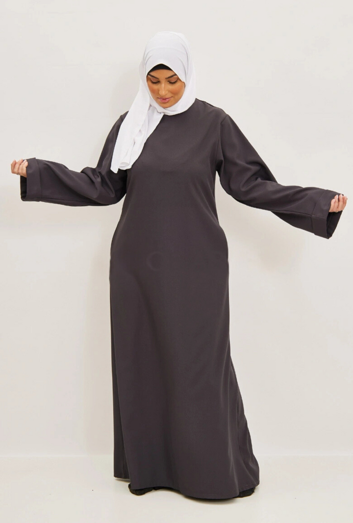 Abaya opgerolde mouwen